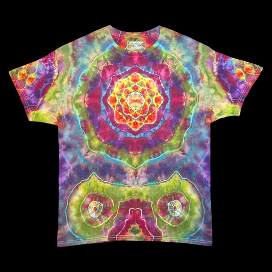 Psychic Photobomb - Large Dyed Shirt