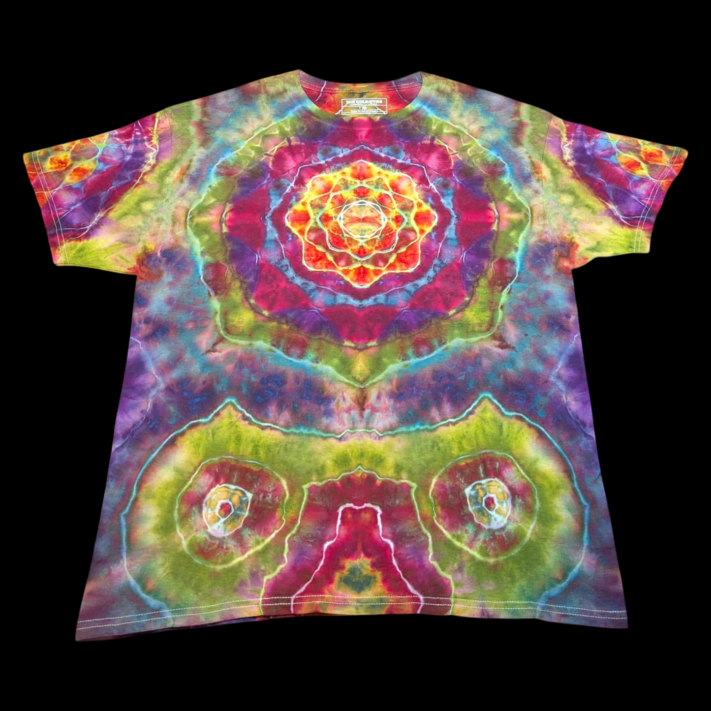 Psychic Photobomb - Large Dyed Shirt