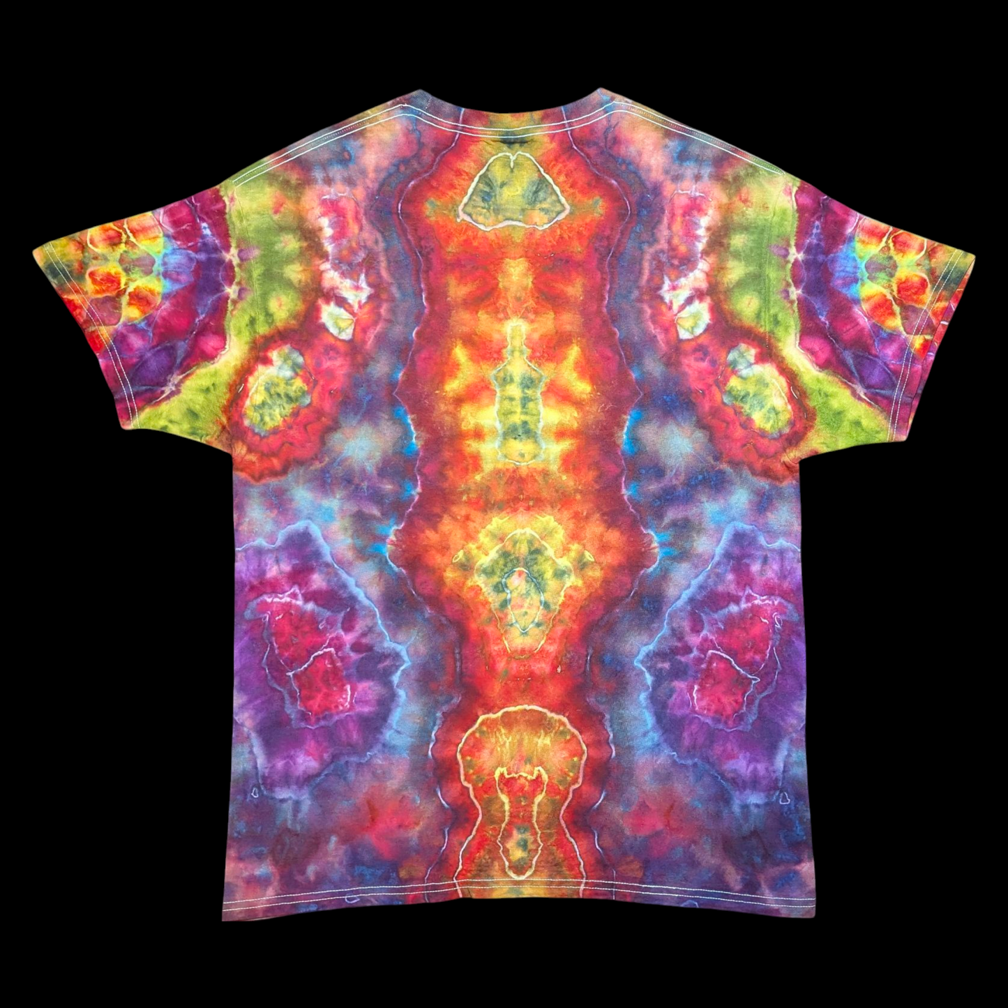 Psychic Photobomb - Large Dyed Shirt