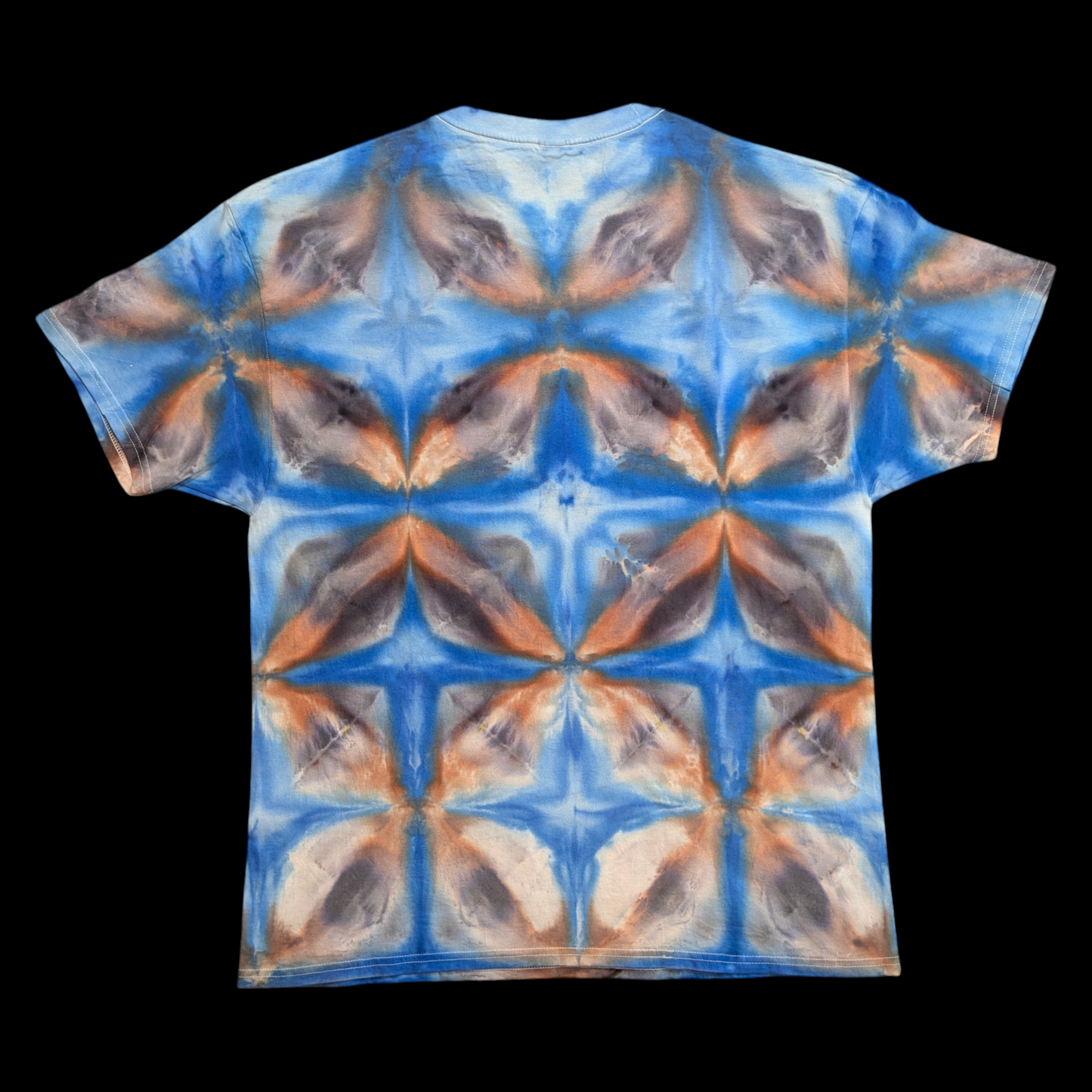 Wavy On Blue