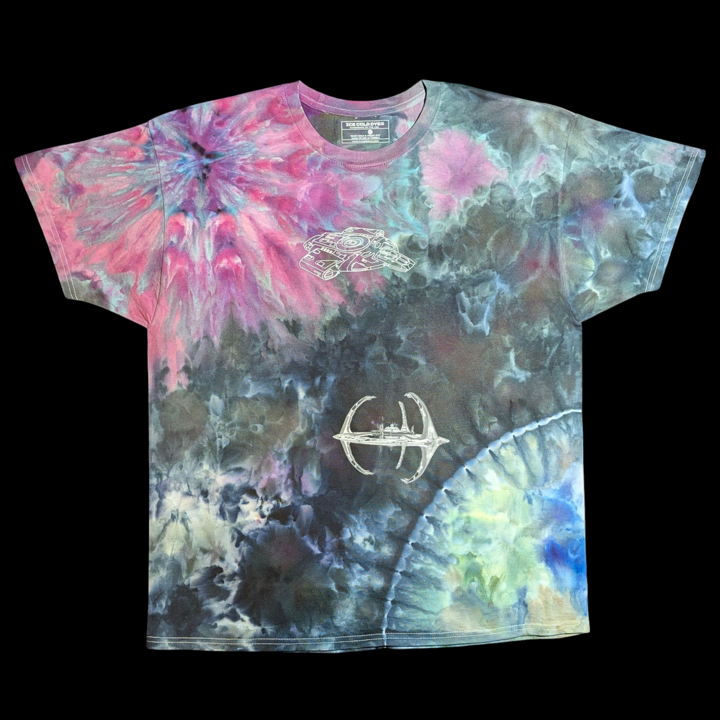 Tie-dye t-shirt with a DS9's defiant and bajor